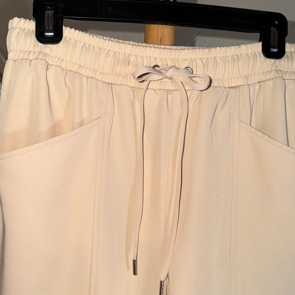 NWT M 7 For All Mankind Light Tan Pants. Elastic drawstring waist, 4 pockets. - Picture 4 of 7